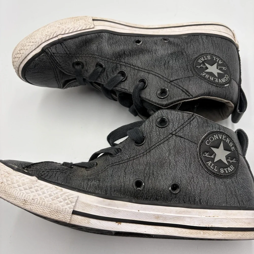 Converse Boys Sneakers All‎ Star  Black High-Top Leather Size 2.5